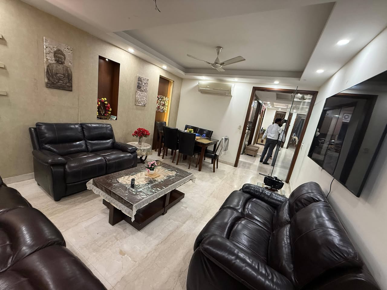 3 BHK in DLF Phase 2 rental property in Gurugram